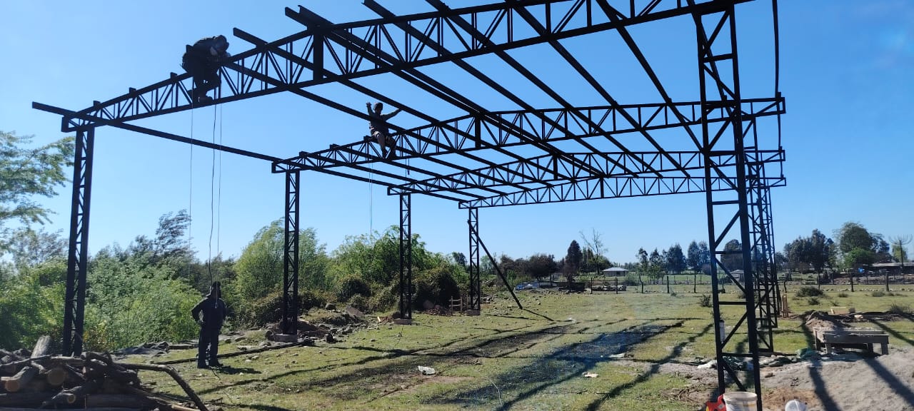 Construcción de Infraestructura de Galpones